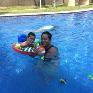 Meet your Posher, Manuel